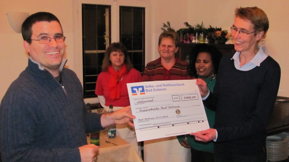 Spendenübergabe an Doberaner Suppenküche (27.11.2014)